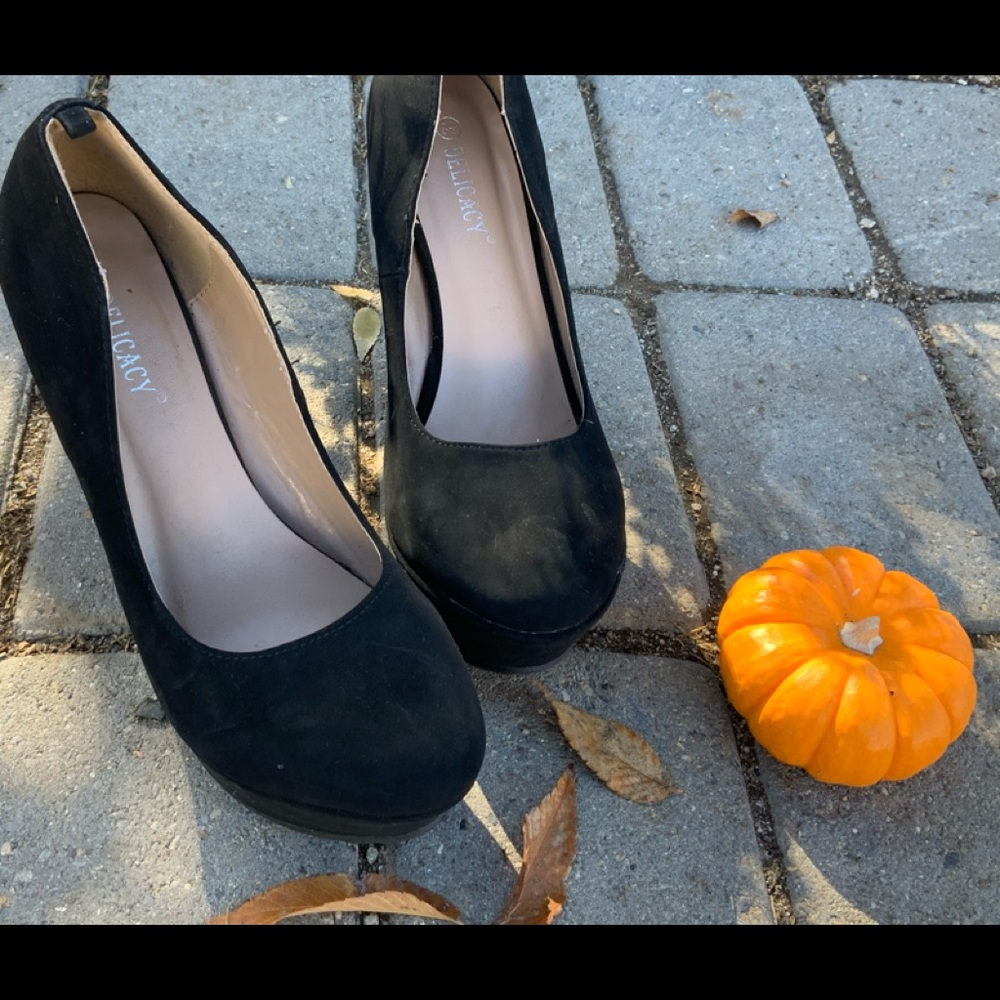 Delicacy Heels 8.5